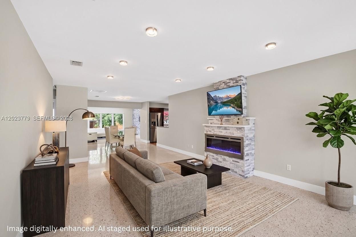 709 NW 9th Ct Hallandale Beach, FL 33009 - Thumbnail 4