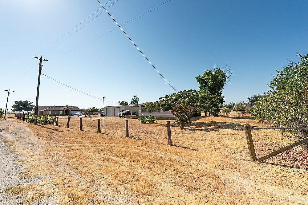32358 Avenue 11 1/4 Madera, CA 93636 - Thumbnail 4