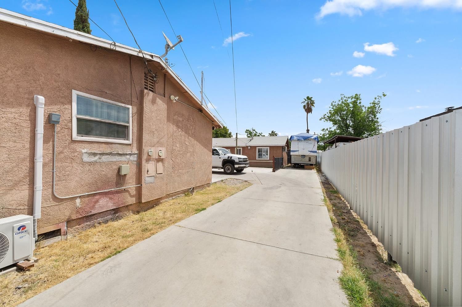 603 Hill St Bakersfield, CA 93306 - Thumbnail 4