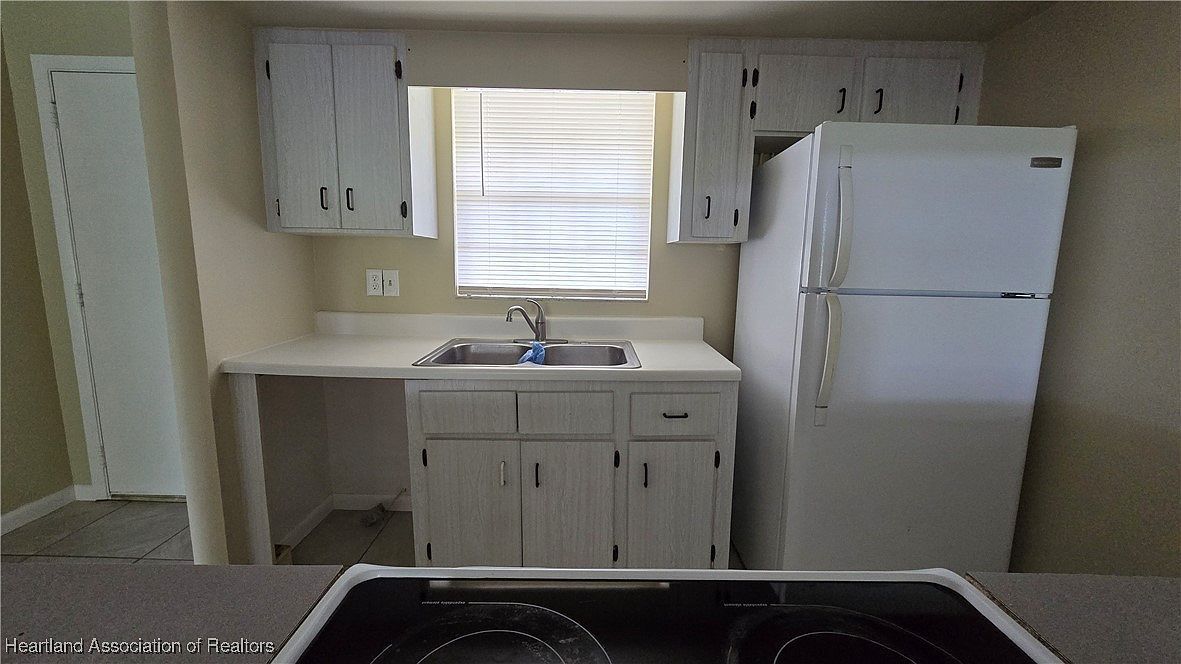 608 Jupiter Ave NW Lake Placid, FL 33852 - Thumbnail 4