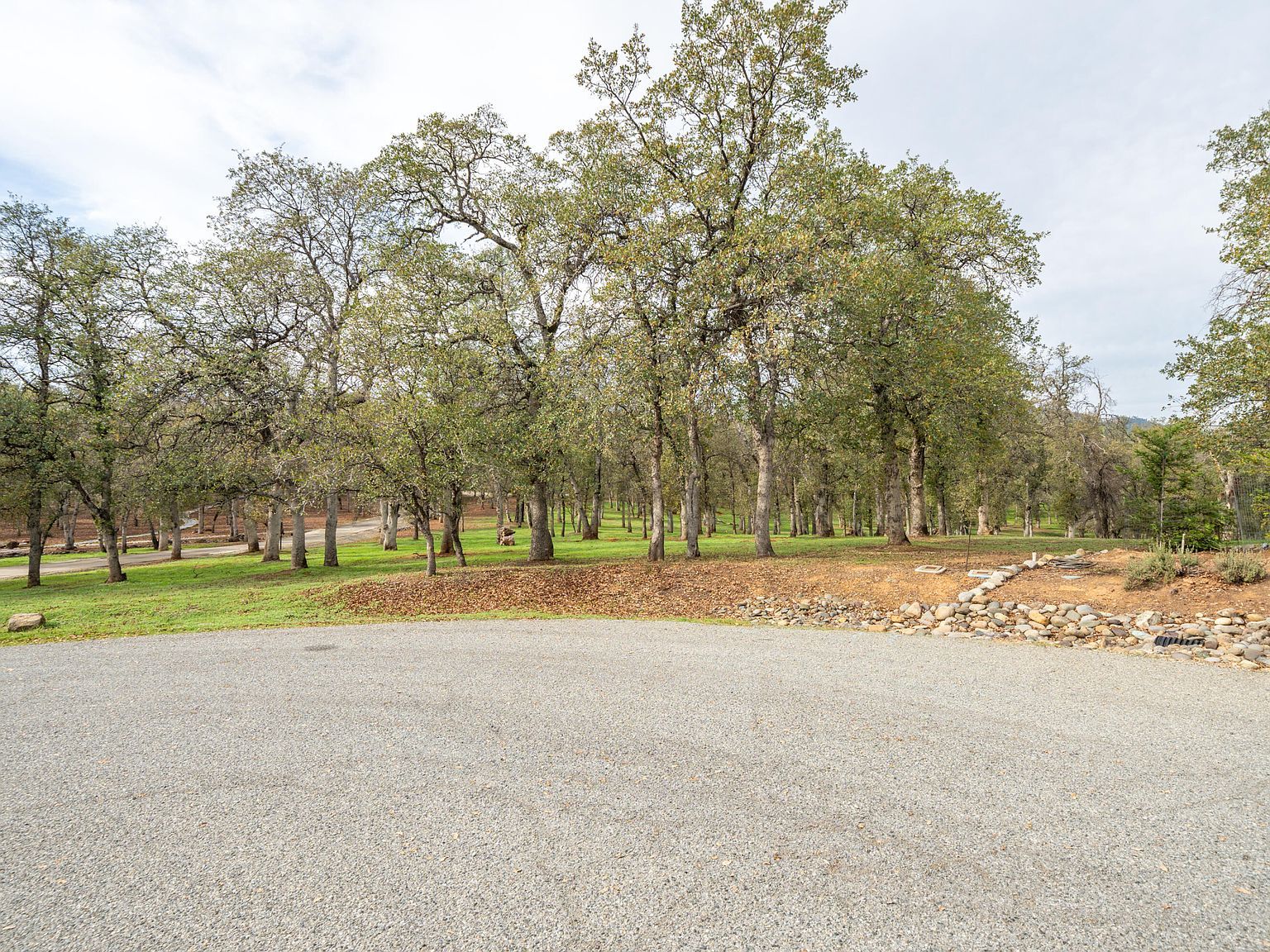 El Camino Robles Rd Redding, CA 96001 - Thumbnail 4