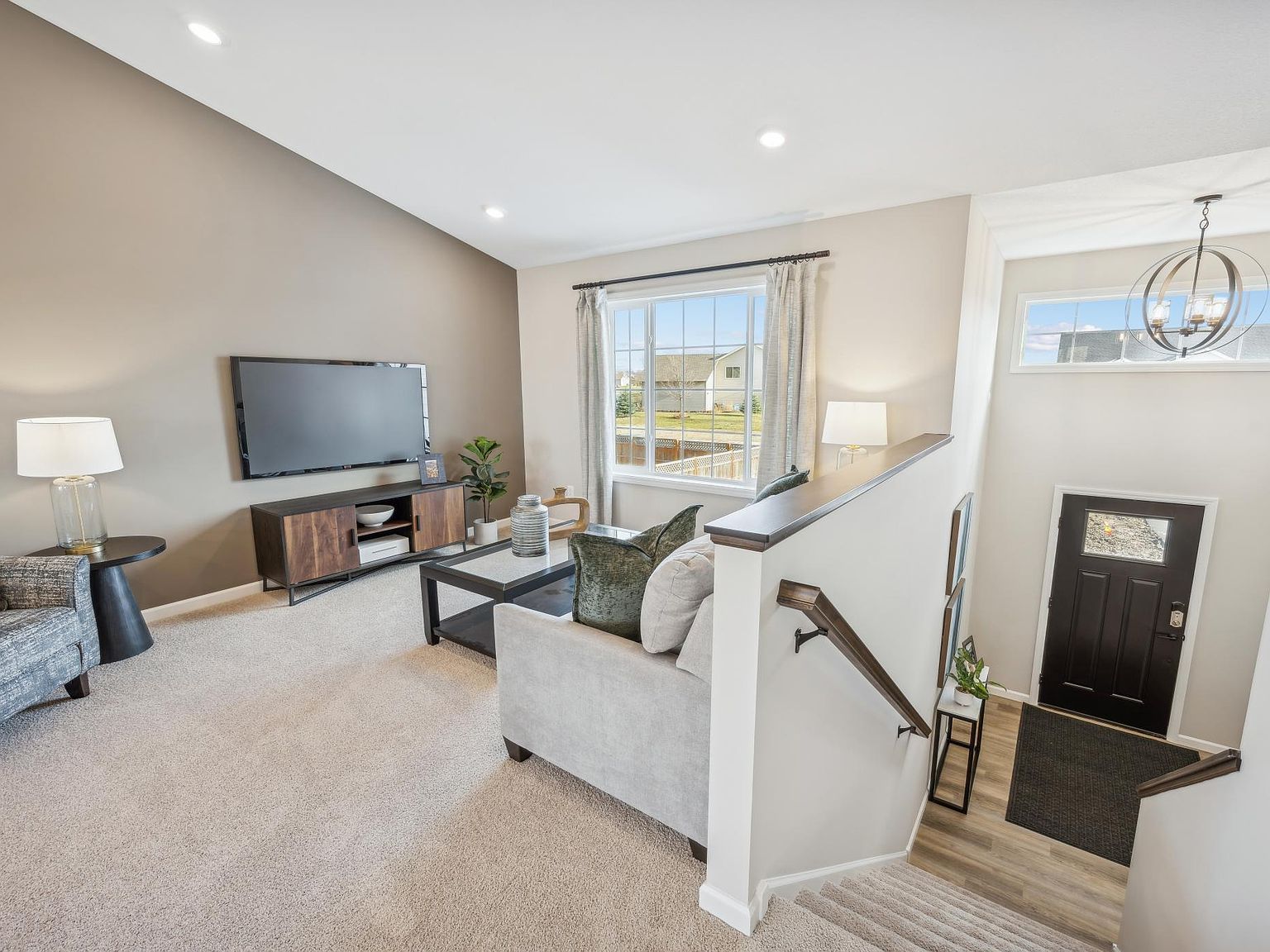 877 Yellowcrest St SW Delano, MN 55328 - Thumbnail 4