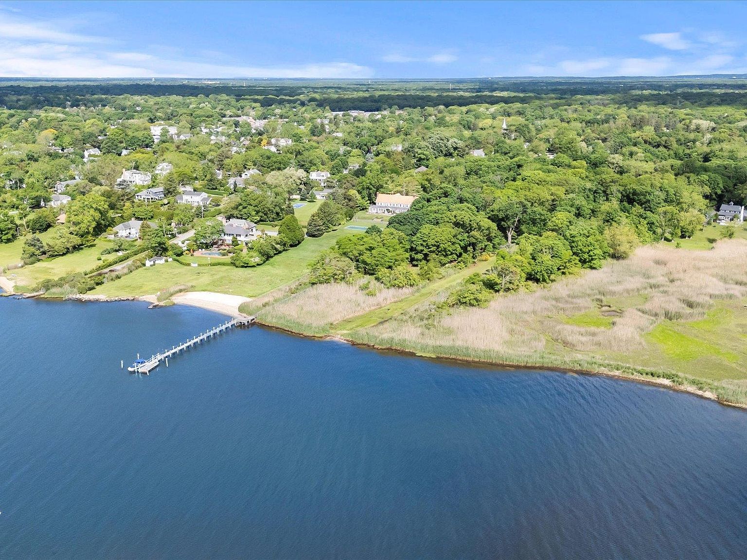 198 Country Rd Bellport, NY 11713 - Thumbnail 4