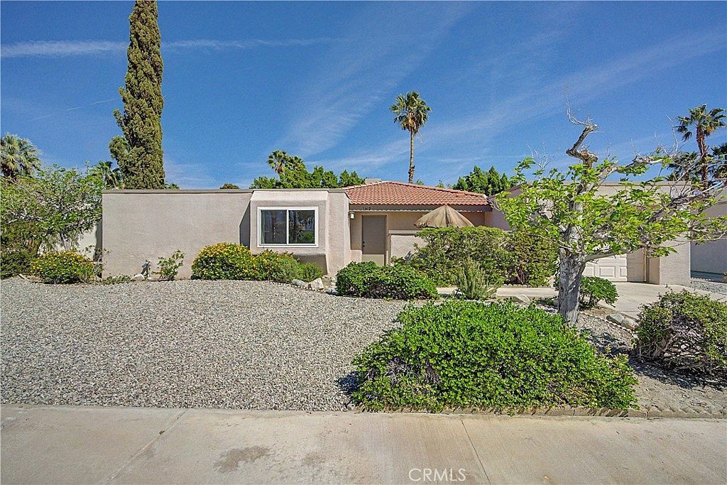 1360 E Gem Cir Palm Springs, CA 92262 - Thumbnail 4