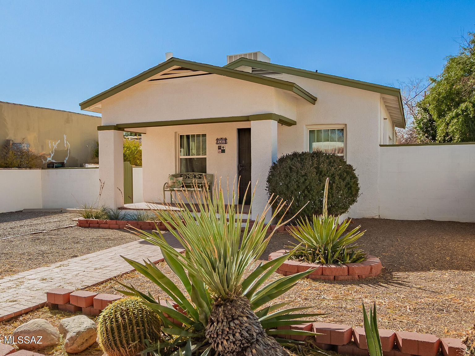 2416 E Mabel St Tucson, AZ 85719 - Thumbnail 4