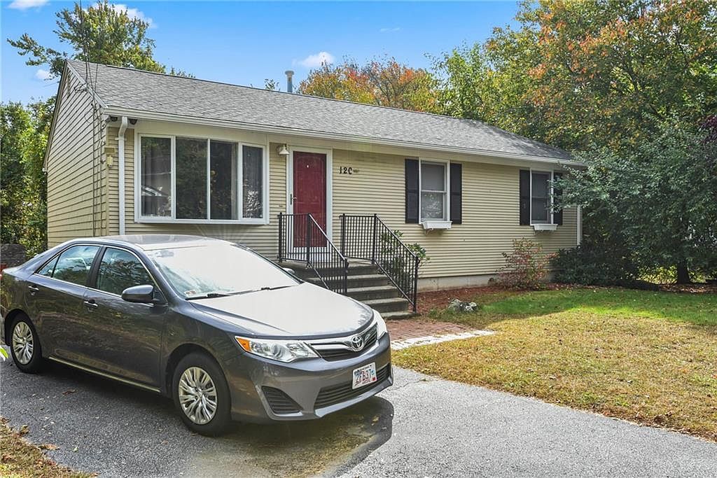 120 Eastgate Dr Warwick, RI 02886 - Thumbnail 4