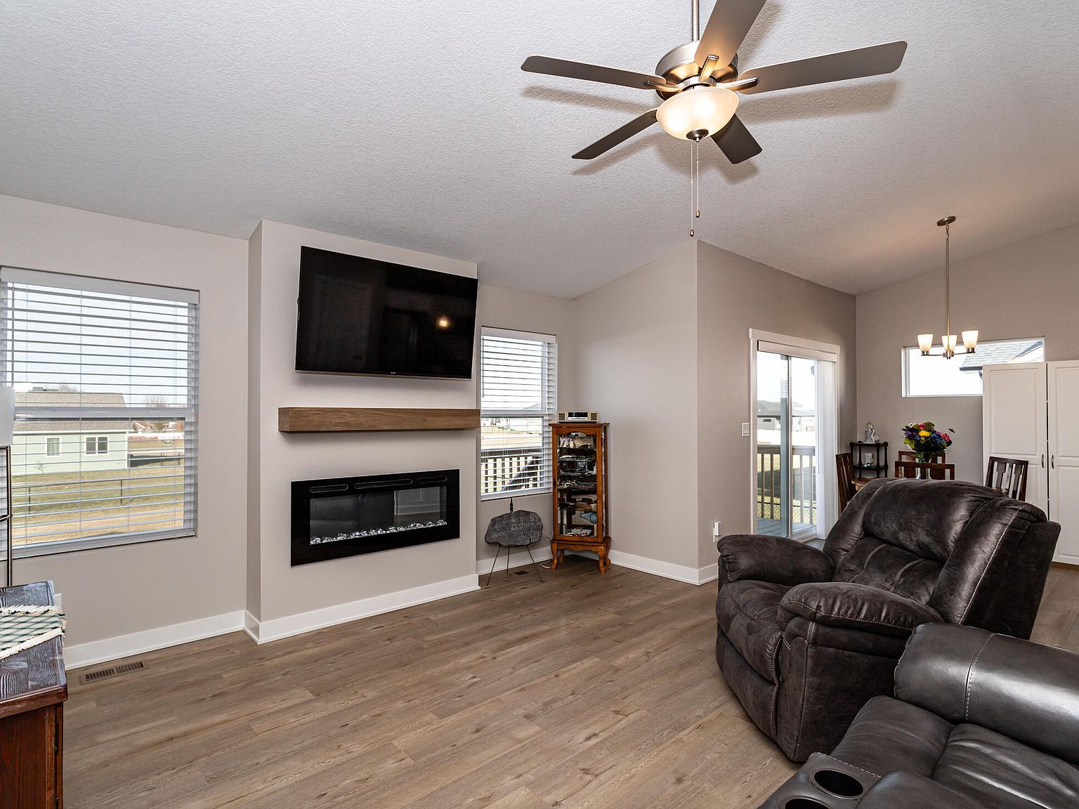 508 Wicker Dr Huxley, IA 50124 - Thumbnail 4