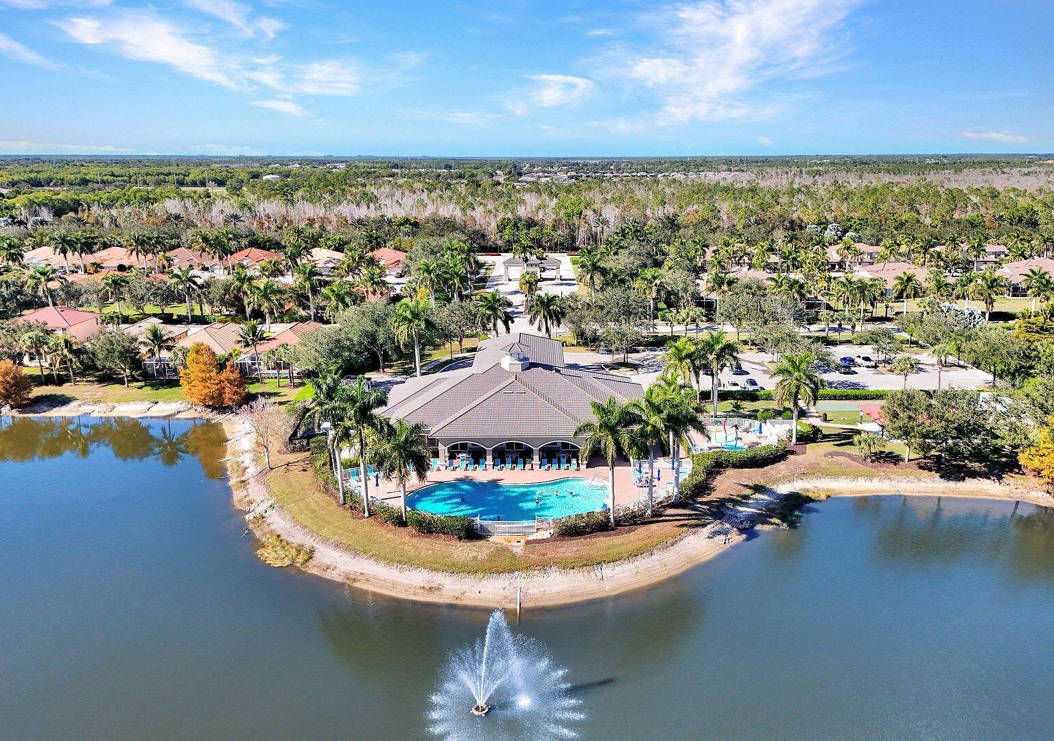 14685 Cranberry Ct Unit 2004 Naples, FL 34114 - Thumbnail 4