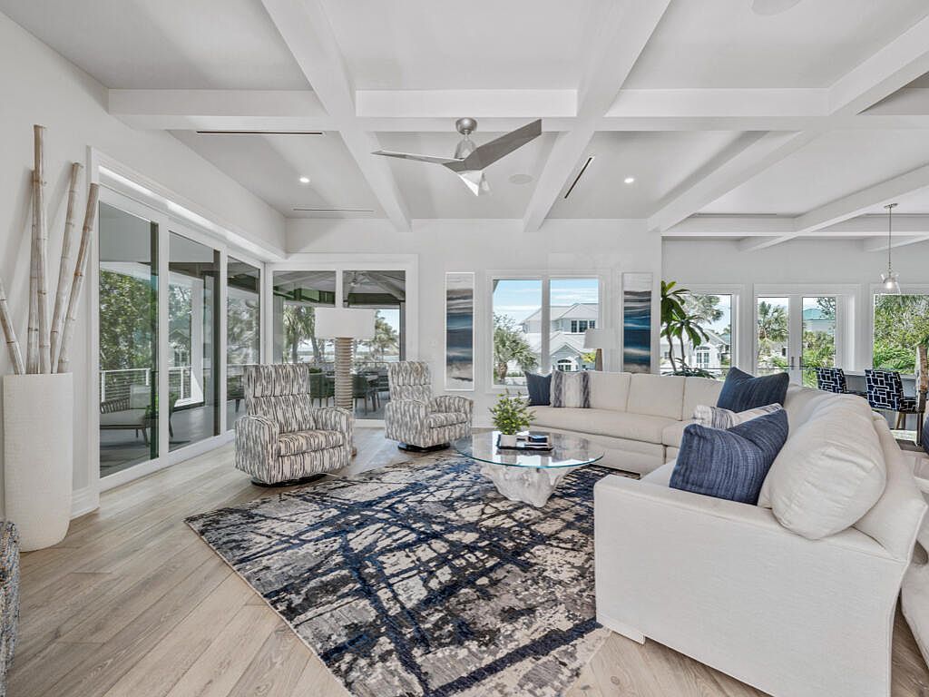 296 Seabreeze Dr Marco Island, FL 34145 - Thumbnail 4