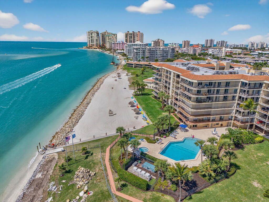1090 S Collier Blvd APT 312 Marco Island, FL 34145 - Thumbnail 4
