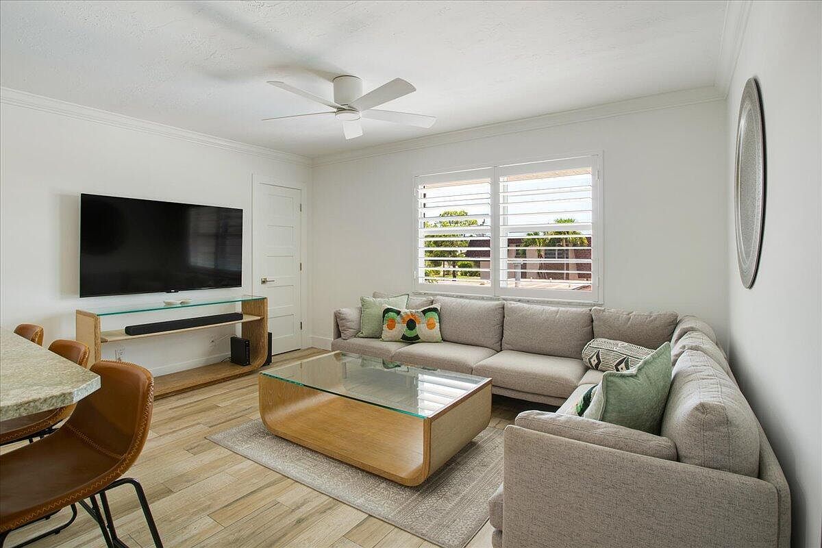 457 Tallwood St Unit 305 Marco Island, FL 34145 - Thumbnail 4