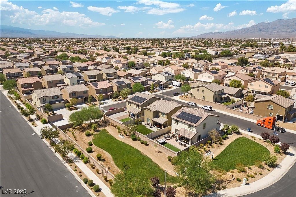 4909 Finca St North Las Vegas, NV 89031 - Thumbnail 4