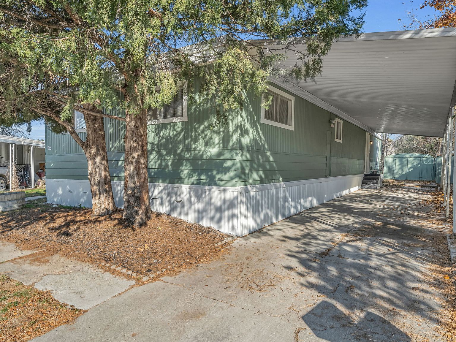 874 S Meridian Cir W Salt Lake City, UT 84123 - Thumbnail 4