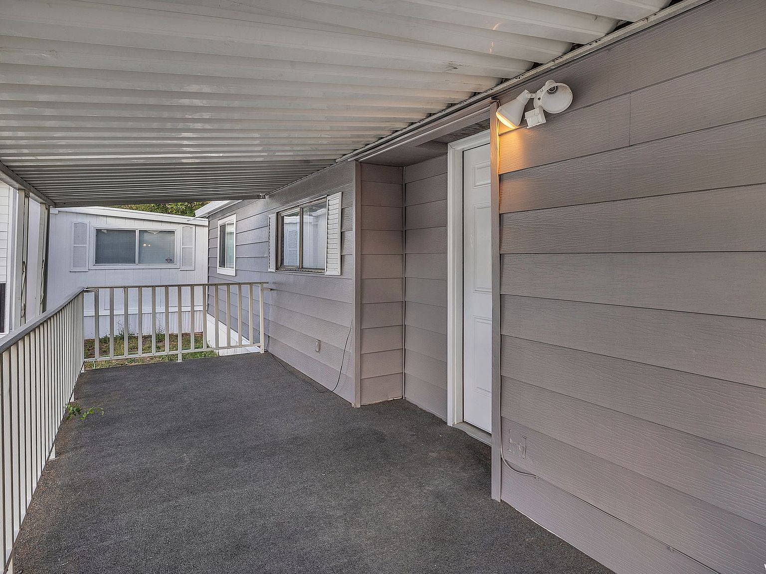 3093 S American Park Cir West Valley City, UT 84119 - Thumbnail 4