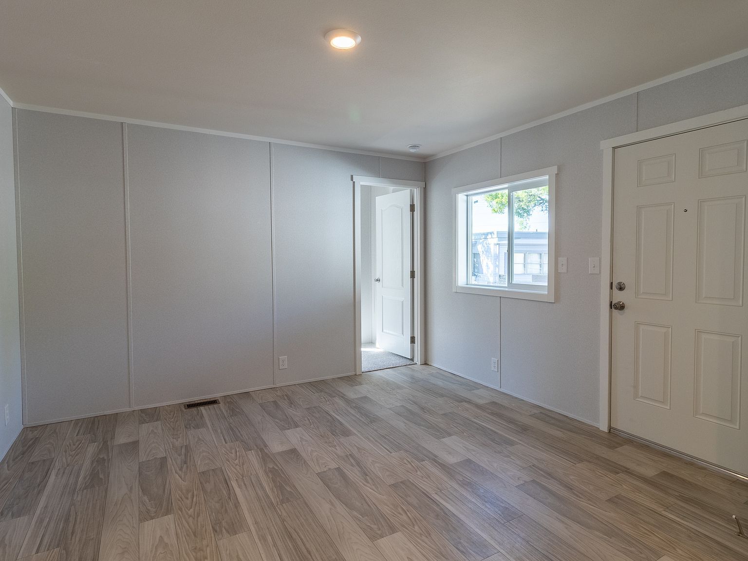 1761 W American Park Dr West Valley City, UT 84119 - Thumbnail 4