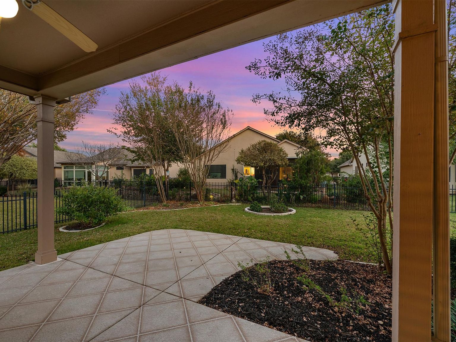 105 Lubbock Dr Georgetown, TX 78633 - Thumbnail 4