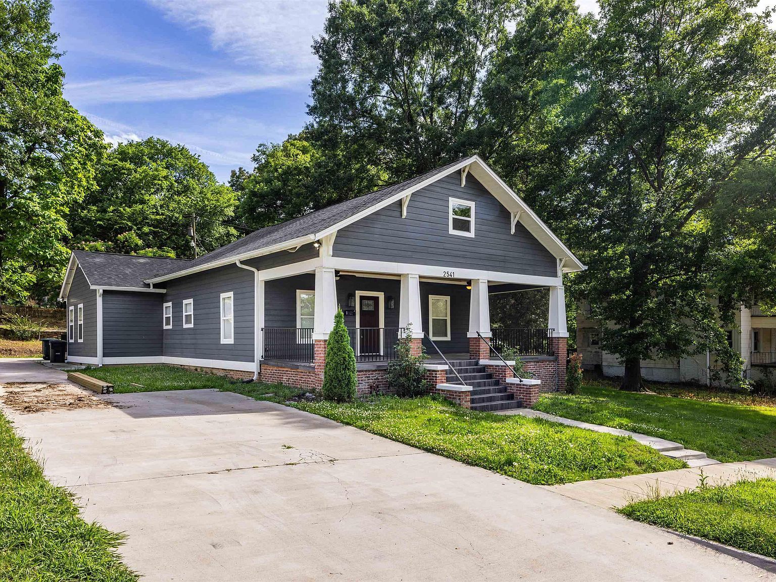 2541 20th St Birmingham, AL 35208 - Thumbnail 4