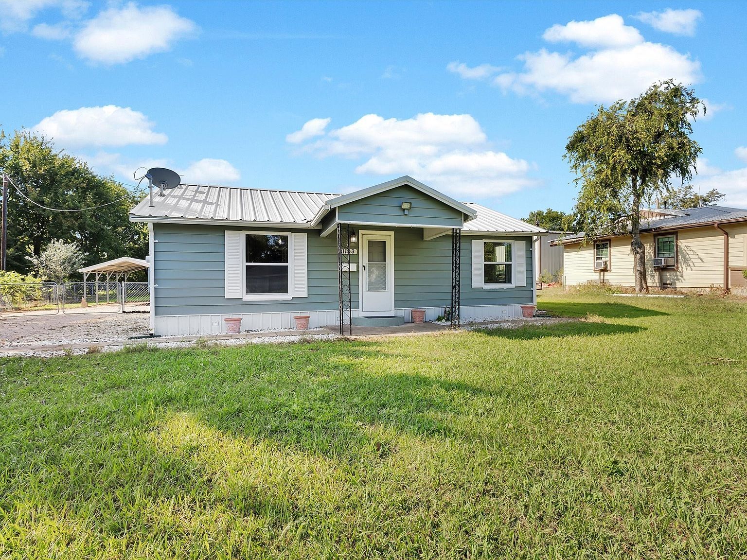 1103 Commerce St W Honey Grove, TX 75446 - Thumbnail 4