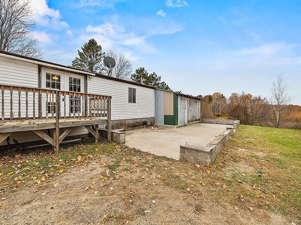 877 180th St Dresser, WI 54009 - Thumbnail 4