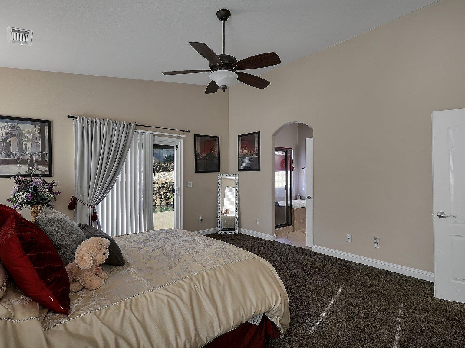 532 River Park Dr Redding, CA 96003 - Thumbnail 4