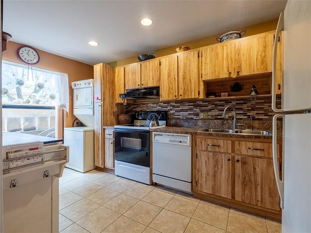 1448 NW 97th Ter #283 Pembroke Pines, FL 33024 - Thumbnail 4