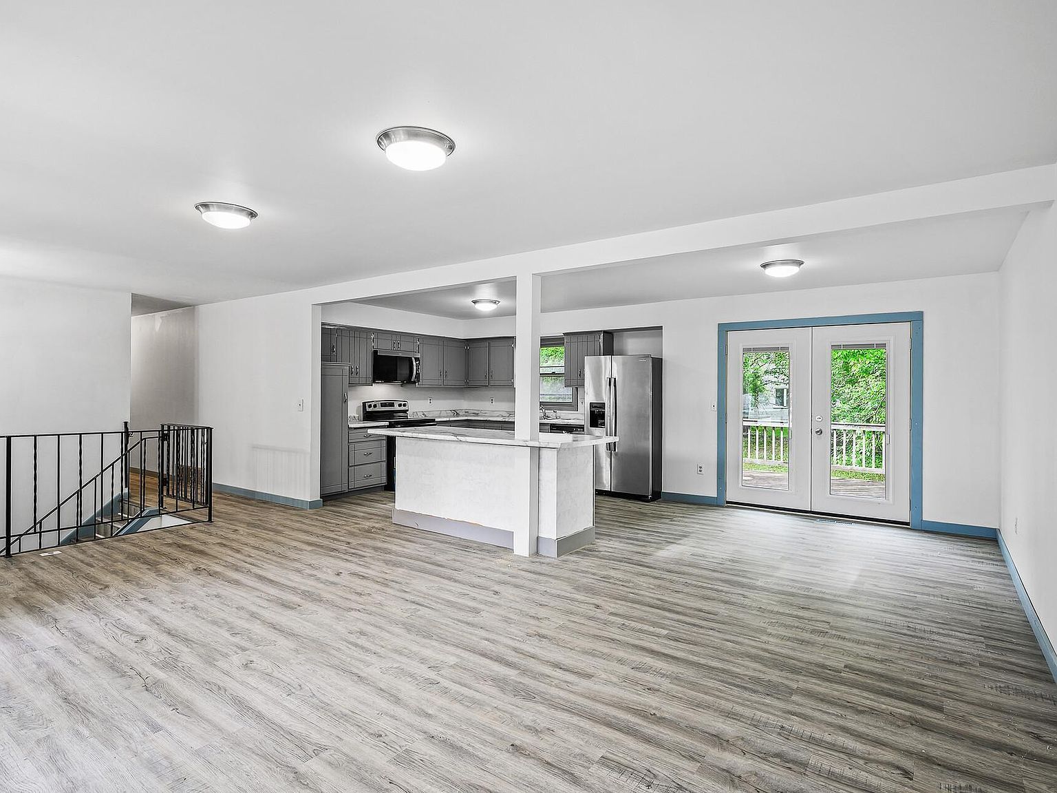 1813 Stinson Blvd New Brighton, MN 55112 - Thumbnail 4