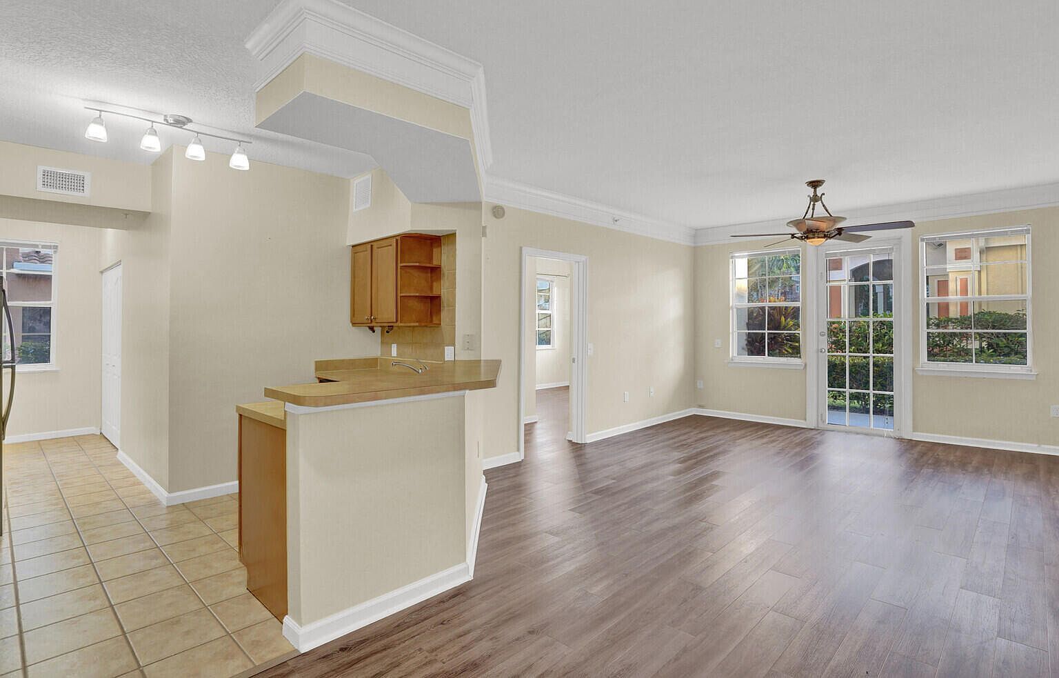 9845 Baywinds Dr APT 6102 West Palm Beach, FL 33411 - Thumbnail 4