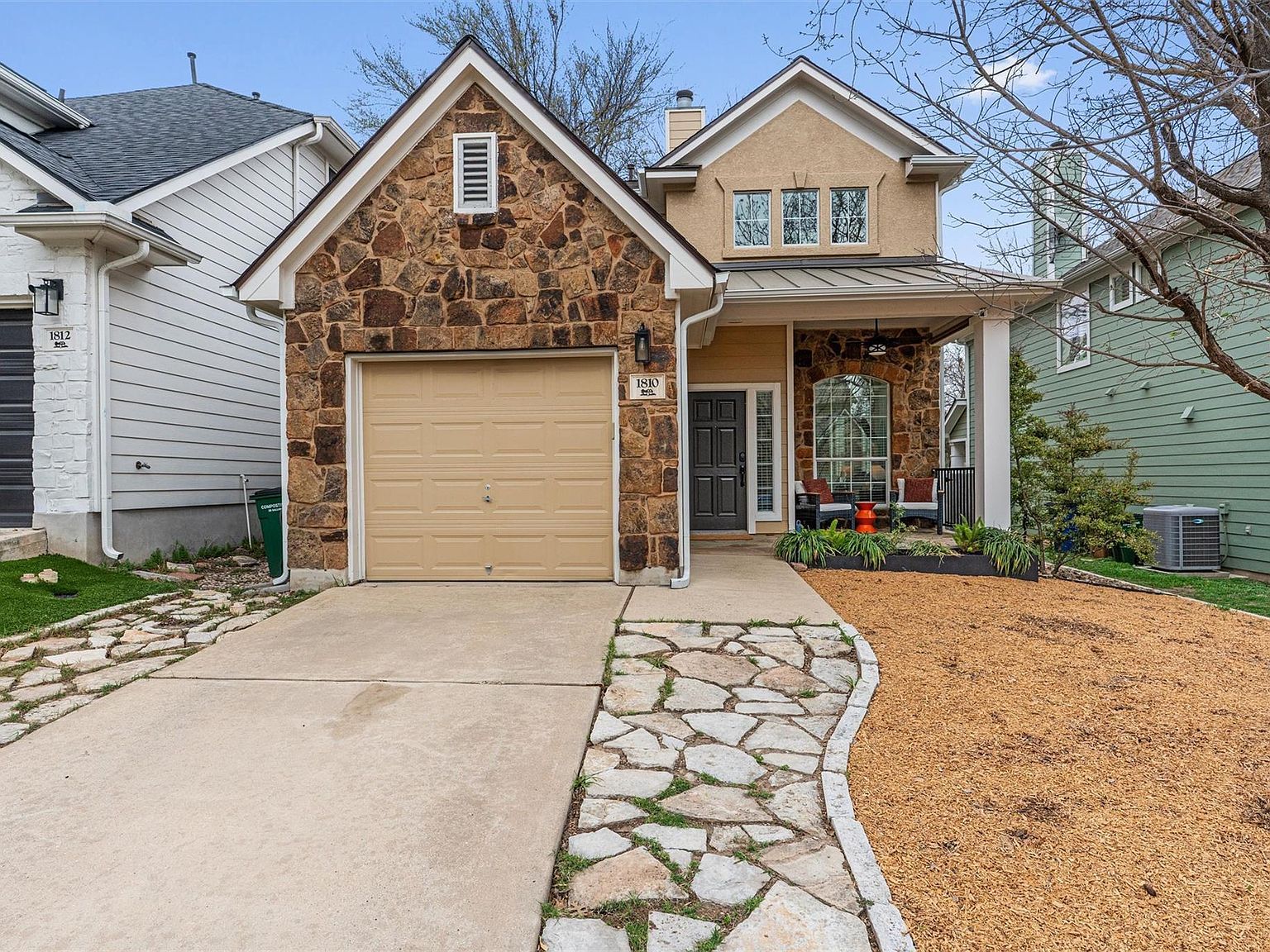 1810 Village Oak Ct Austin, TX 78704 - Thumbnail 4