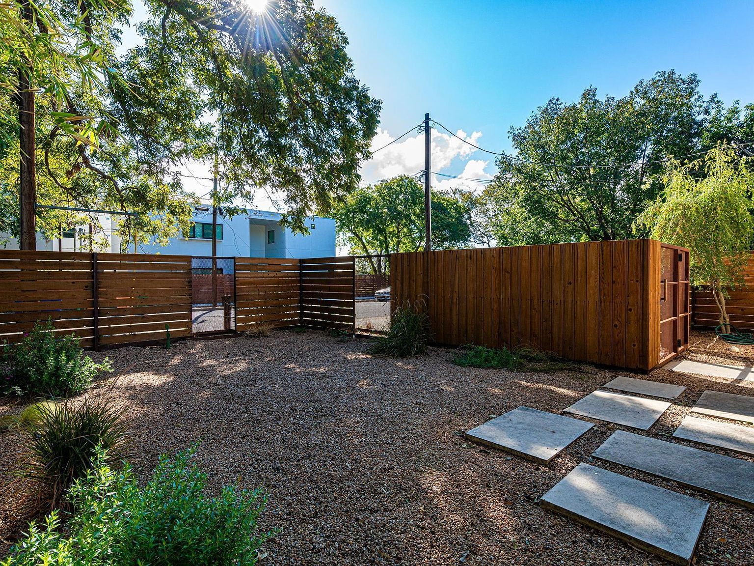 72 San Saba St Austin, TX 78702 - Thumbnail 4