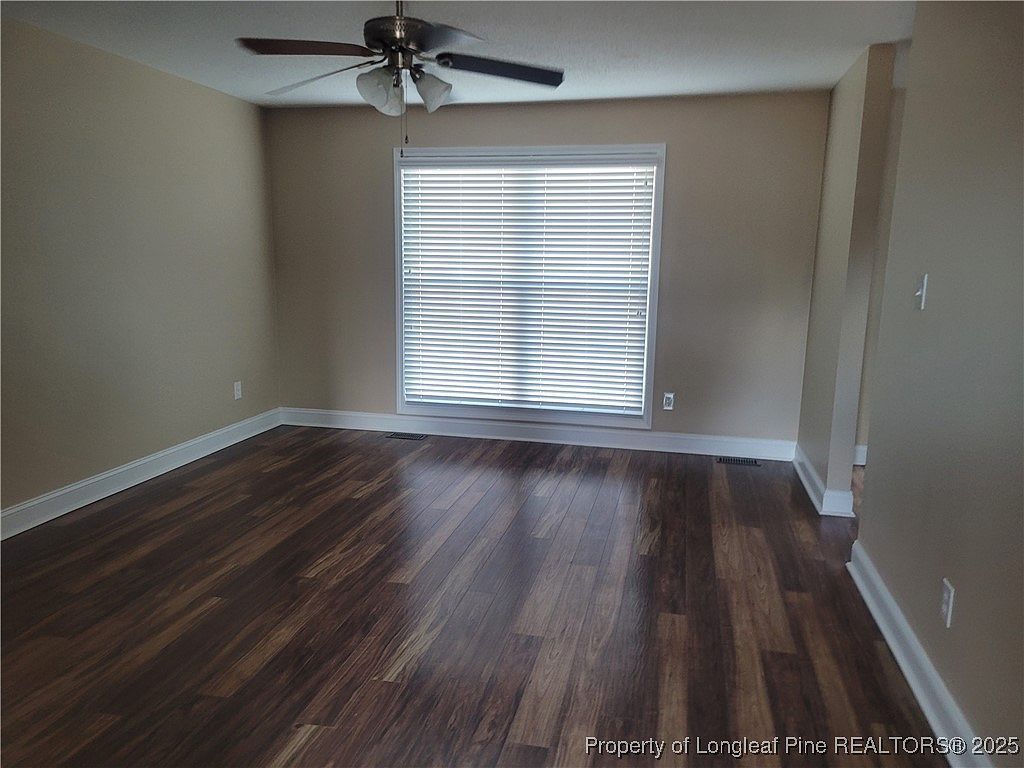 6560 Honeysuckle Dr Fayetteville, NC 28304 - Thumbnail 4