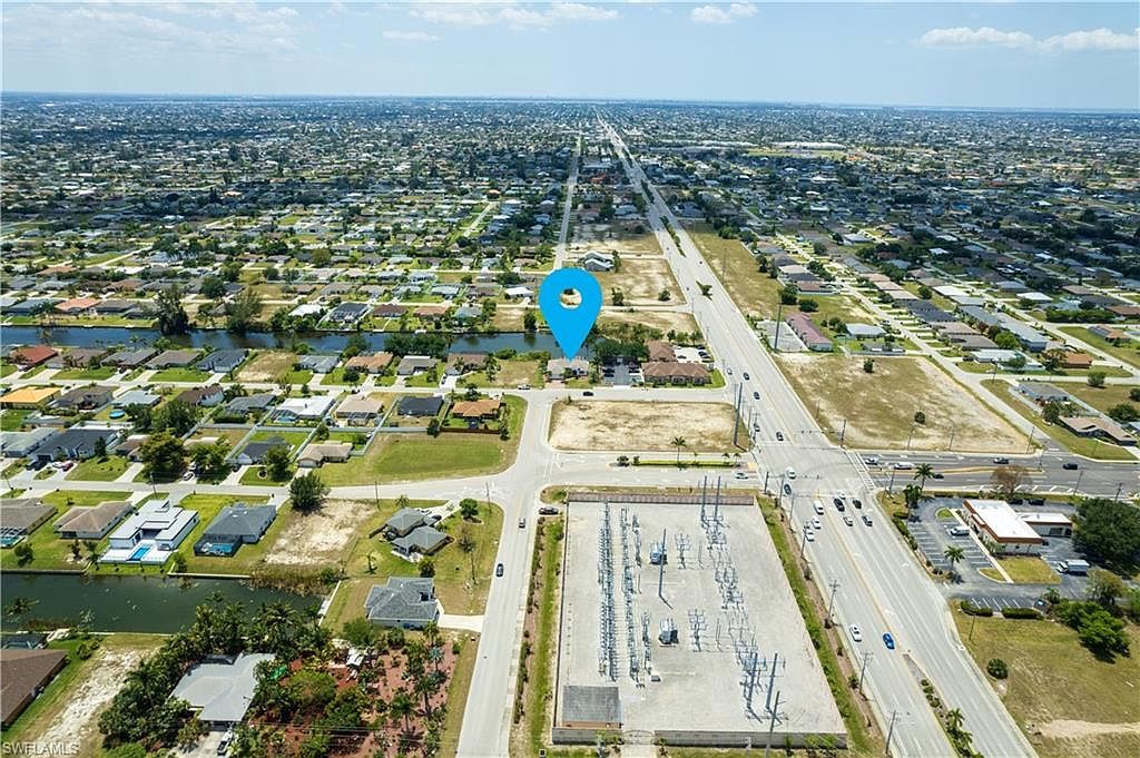 110 SE 16th Ter Cape Coral, FL 33990 - Thumbnail 4