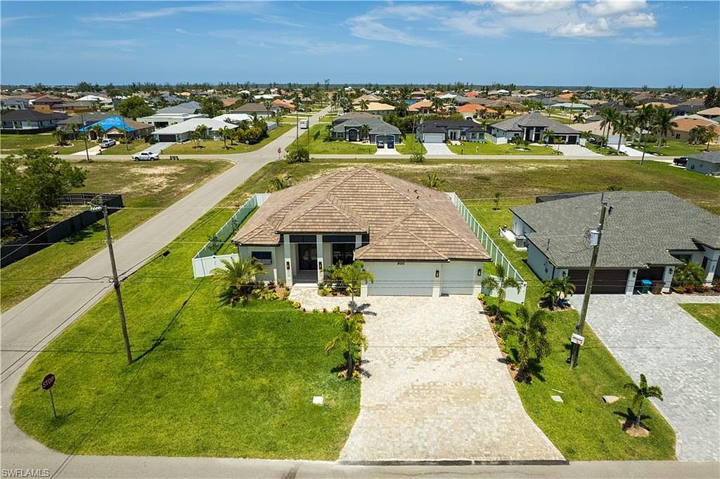 200 NW 35th Ave Cape Coral, FL 33993 - Thumbnail 4