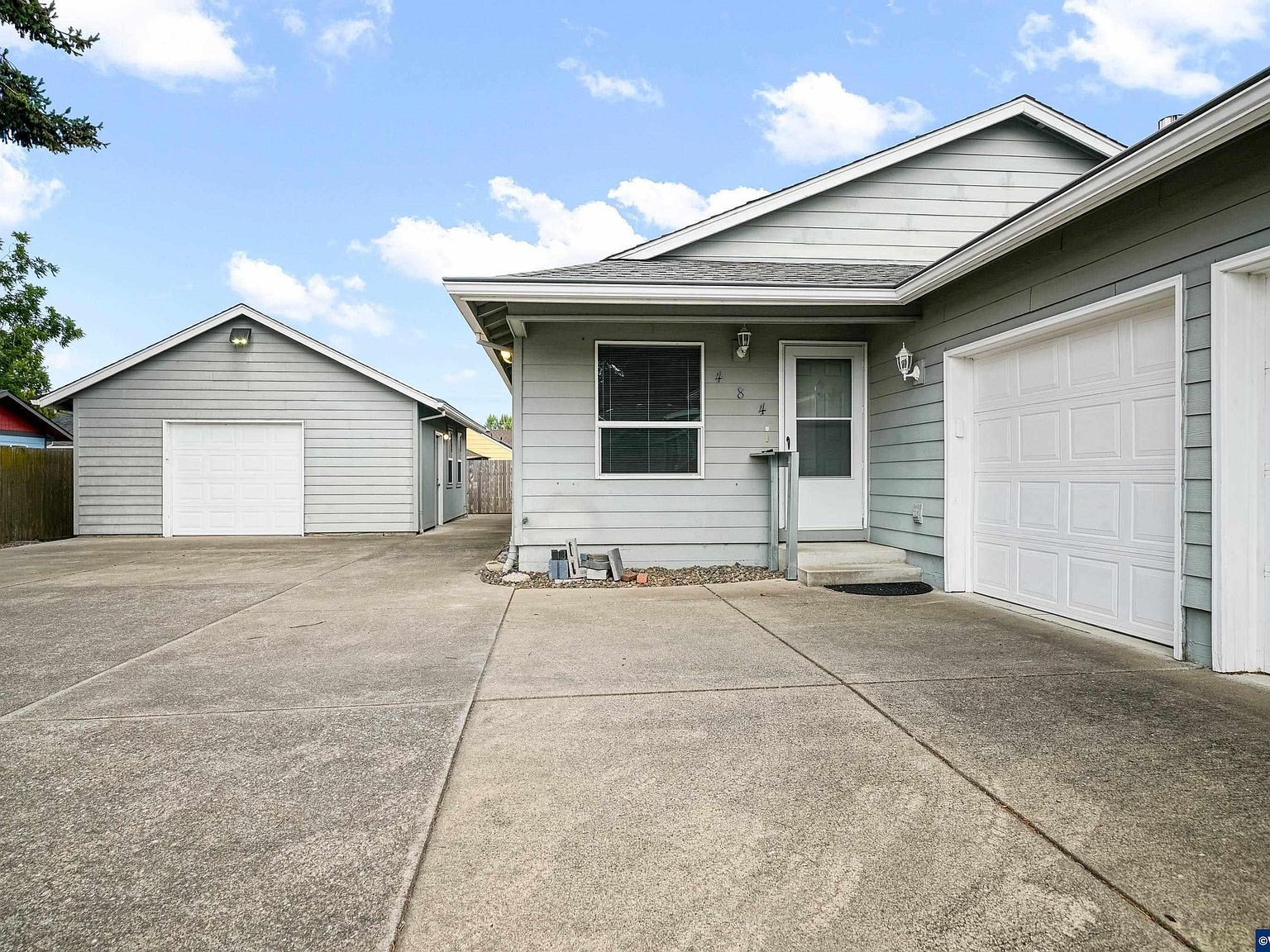 484 Travis Ct NE Salem, OR 97301 - Thumbnail 4