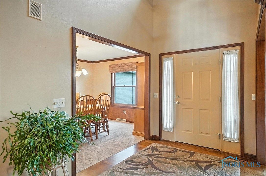 6608 W Meadows Ln Maumee, OH 43537 - Thumbnail 4