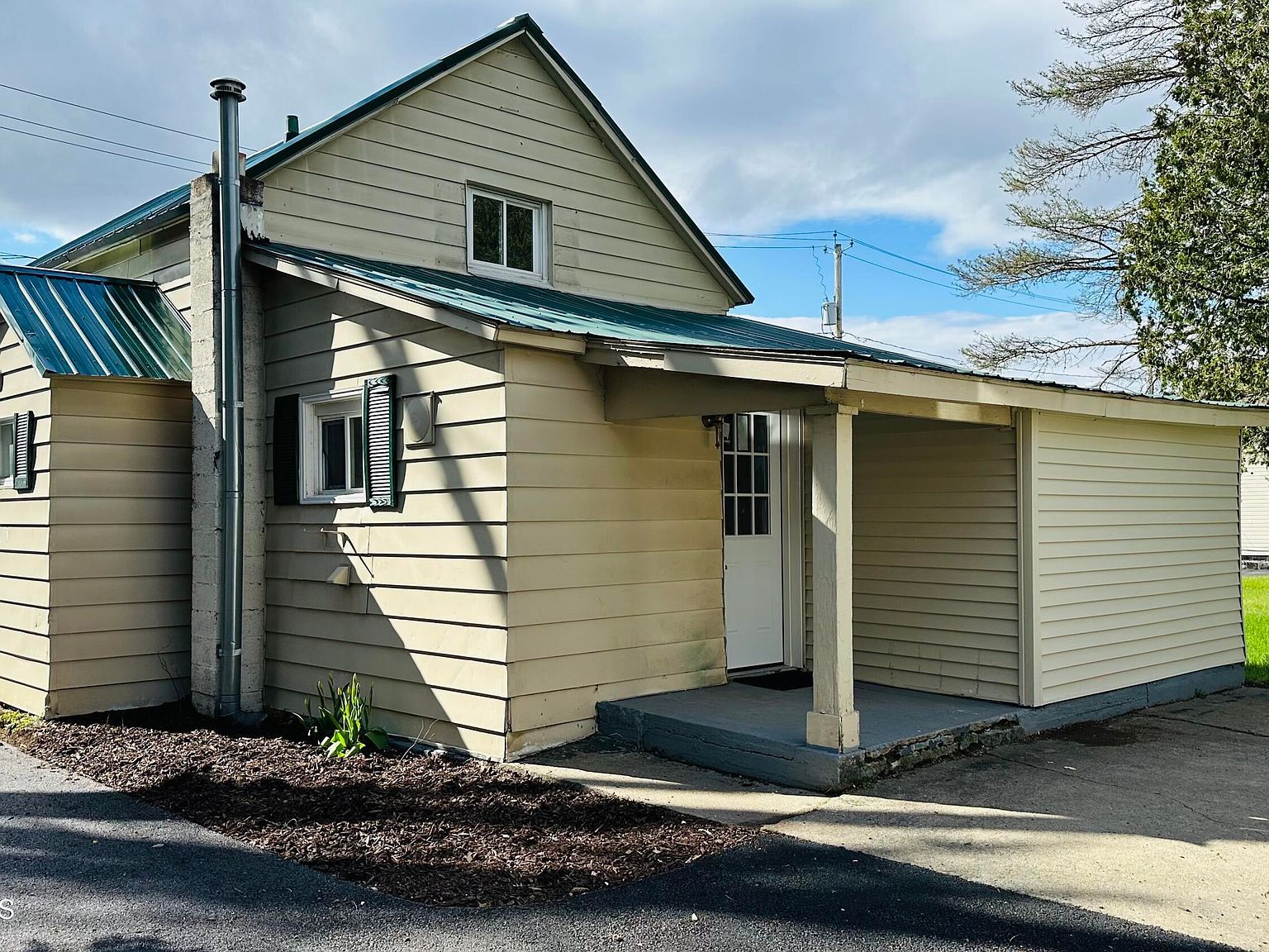 4 Allen St Hudson Falls, NY 12839 - Thumbnail 4