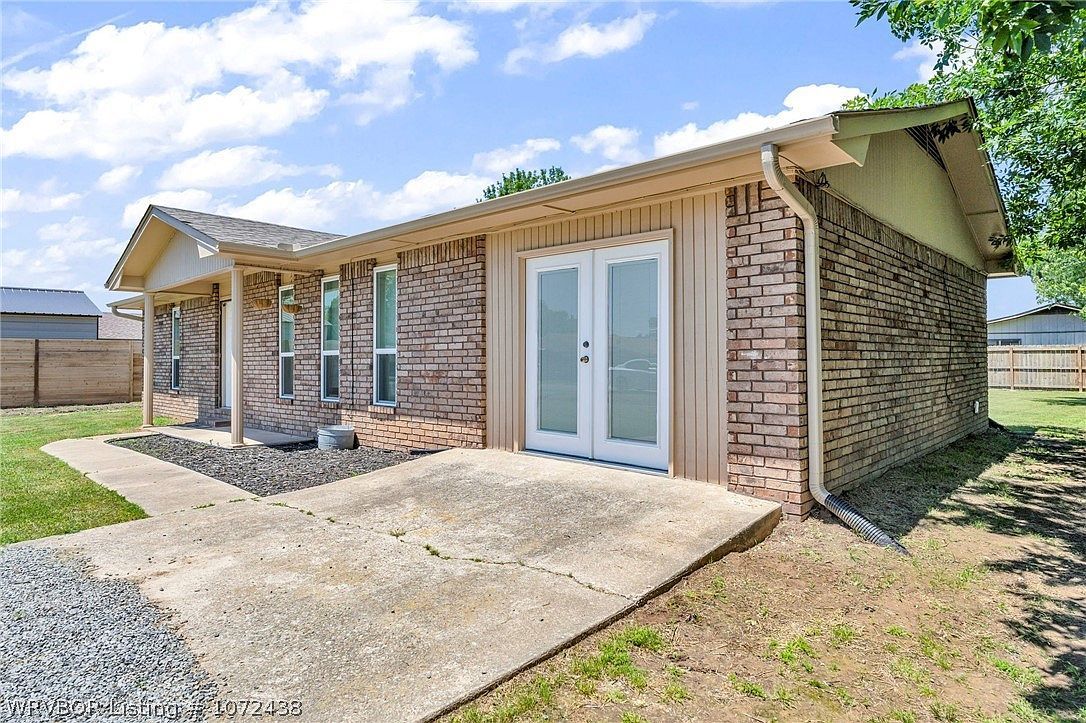 103 Oak St Pocola, OK 74902 - Thumbnail 4