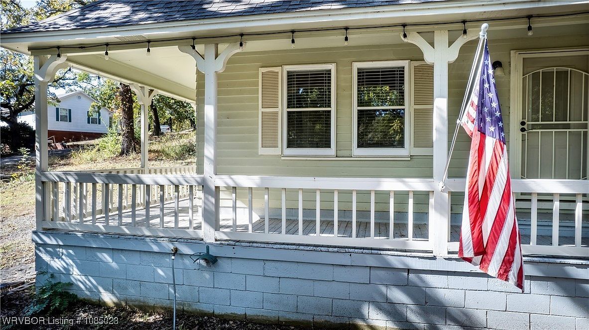 203 Pendergrass St Muldrow, OK 74948 - Thumbnail 4