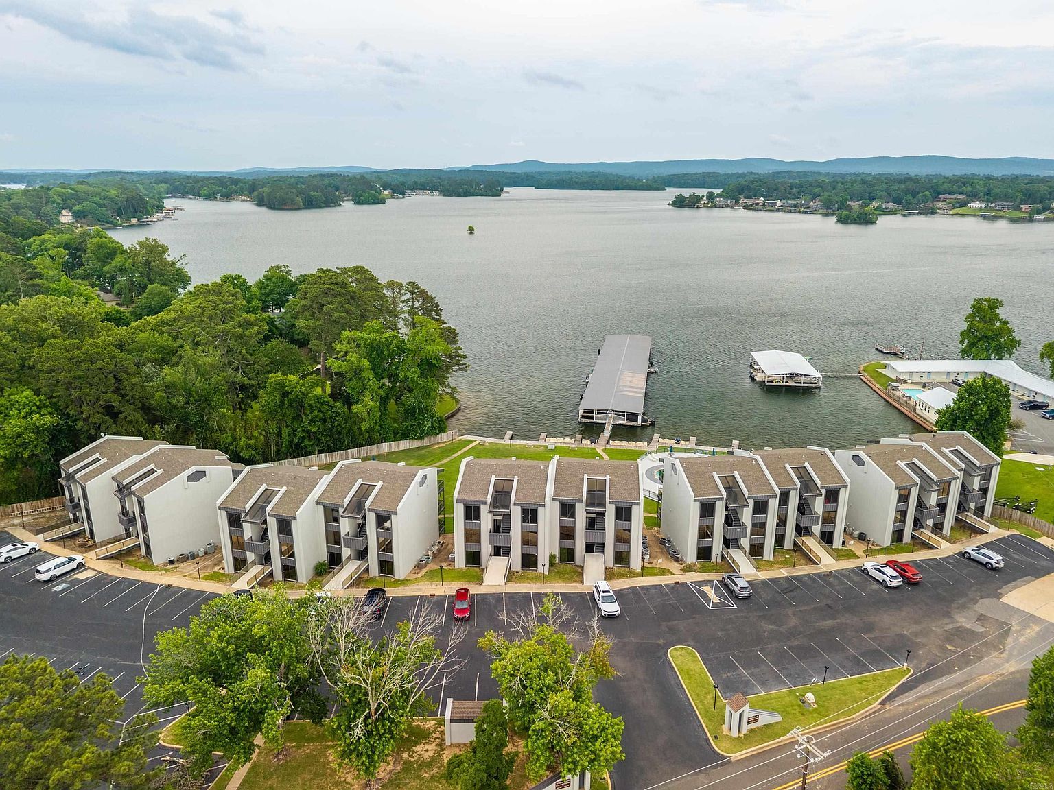 270 Lake Hamilton Dr Hot Springs, AR 71913 - Thumbnail 4