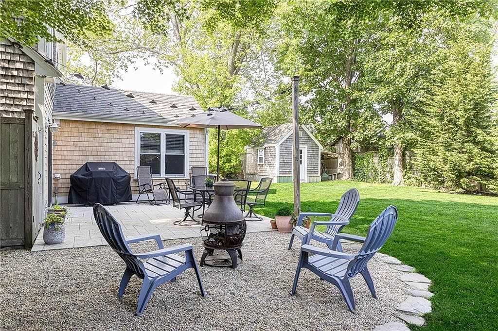 57 Warren Ave Middletown, RI 02842 - Thumbnail 4