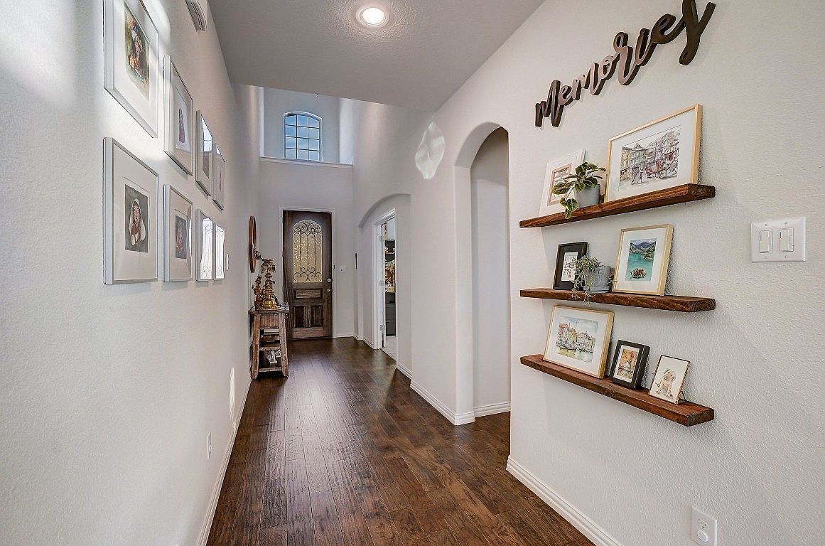 636 Lake Cove Dr Little Elm, TX 75068 - Thumbnail 4