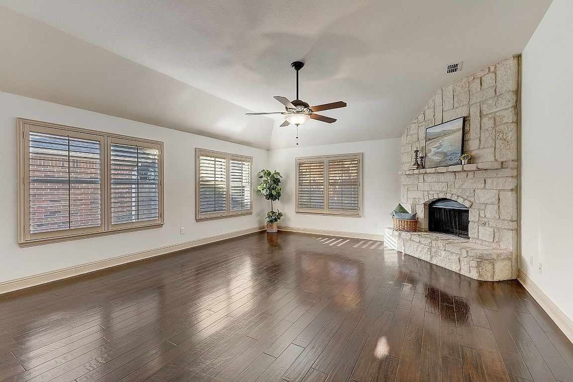 1904 Hackett Creek Dr McKinney, TX 75072 - Thumbnail 4