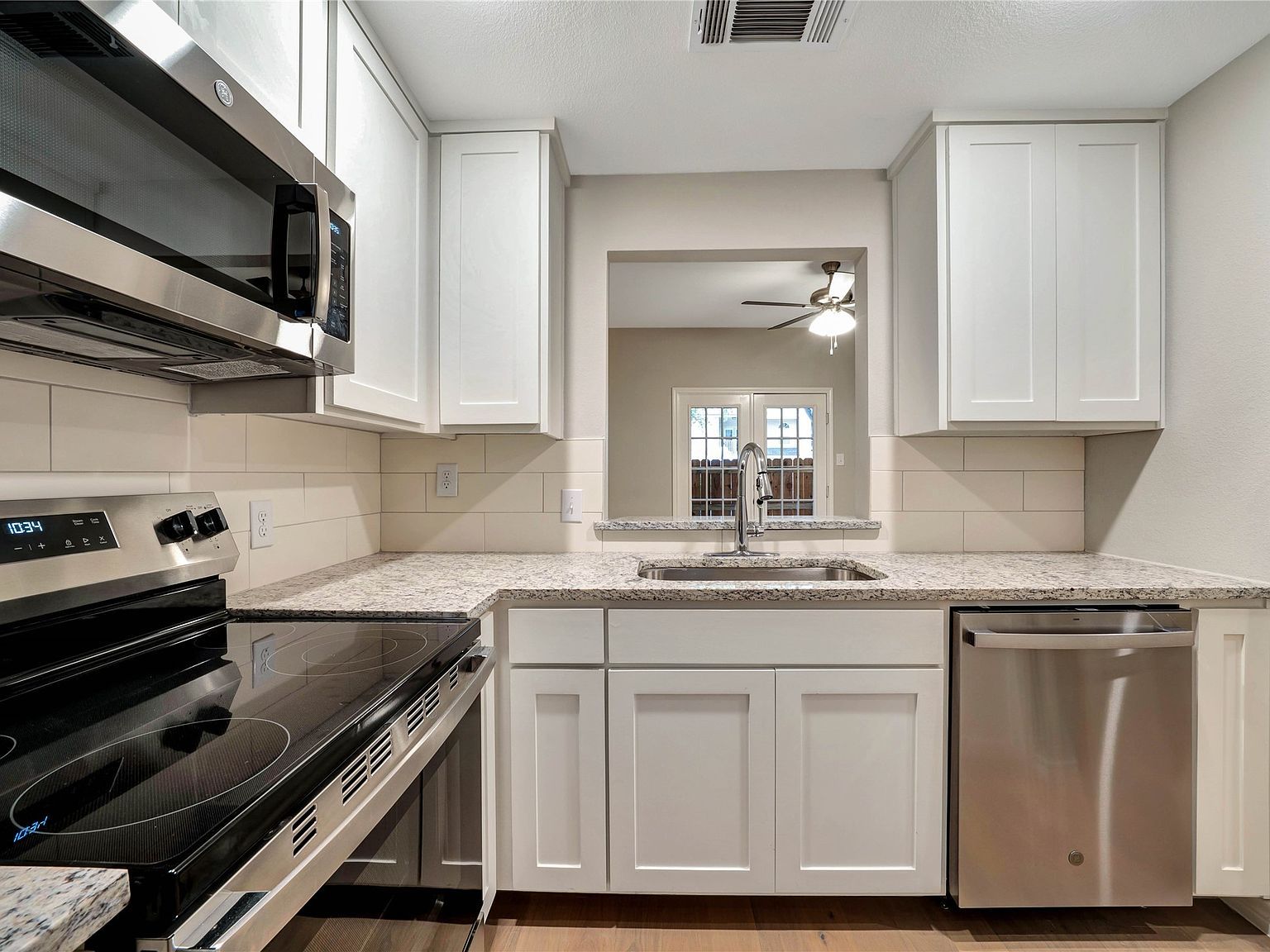 5325 Bent Tree Forest Dr APT 1104 Dallas, TX 75248 - Thumbnail 4