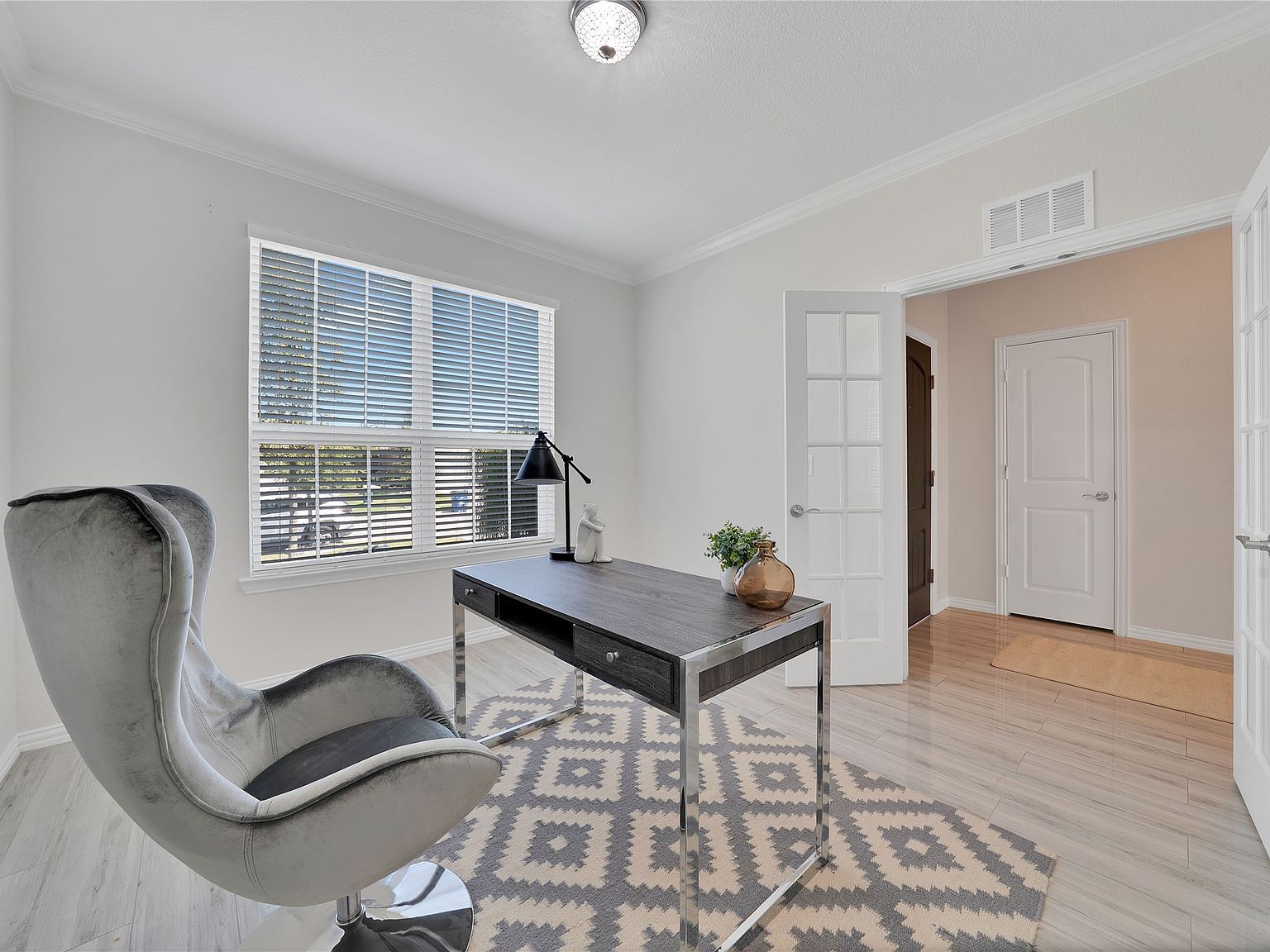 7616 Heritage Dr Aubrey, TX 76227 - Thumbnail 4