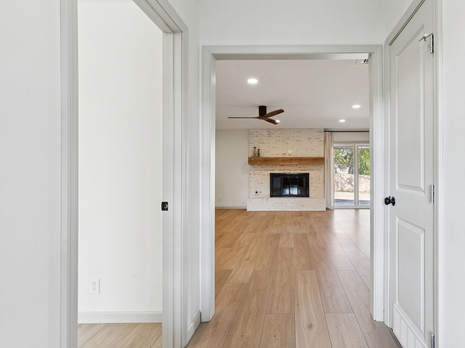 1805 Skyline Dr Sherman, TX 75092 - Thumbnail 4