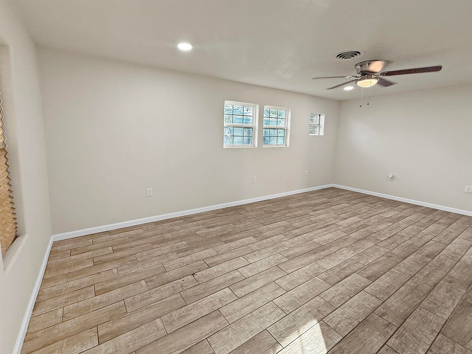 3701 Ridgemont Dr Orange, TX 77630 - Thumbnail 4