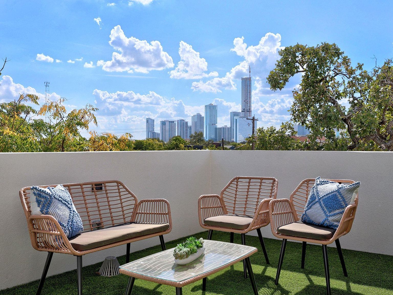 1175 Navasota St #2 Austin, TX 78702 - Thumbnail 4