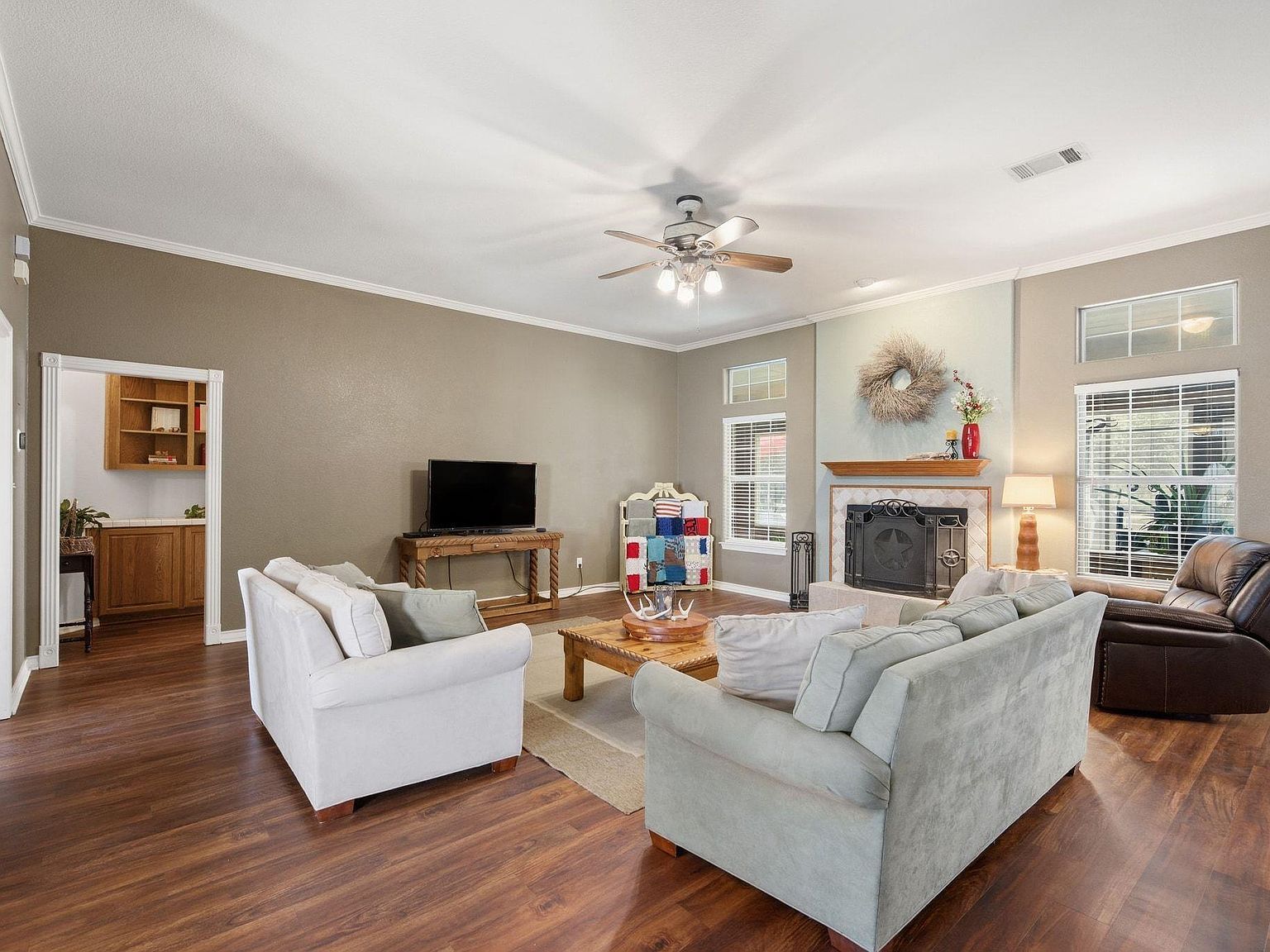 75 Four T Ranch Rd Georgetown, TX 78633 - Thumbnail 4