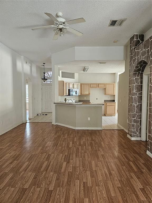 704 Eola Way Haines City, FL 33844 - Thumbnail 4