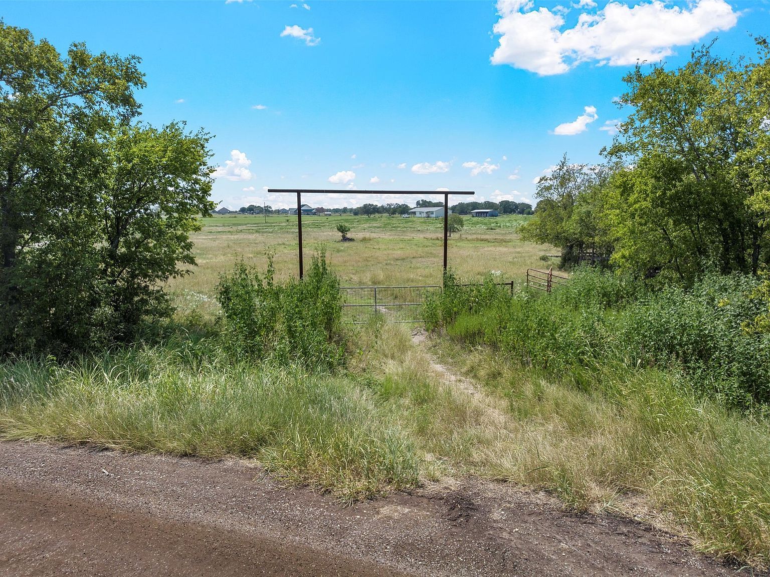 682 W Somers Ln Axtell, TX 76624 - Thumbnail 4