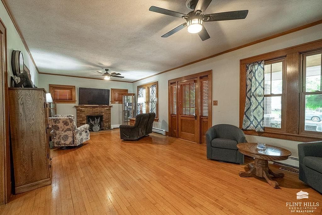 601 Ohio St Alma, KS 66401 - Thumbnail 4